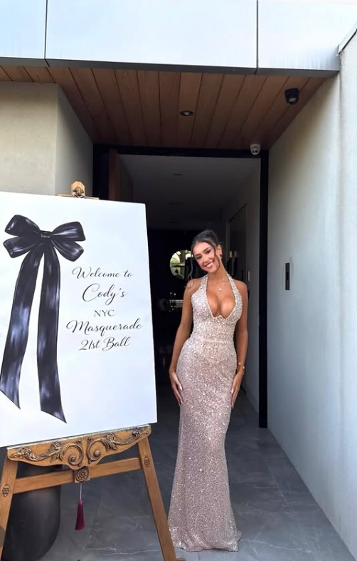 Albina Dyla Couture Gown - Golden Mirage in Diamond silver