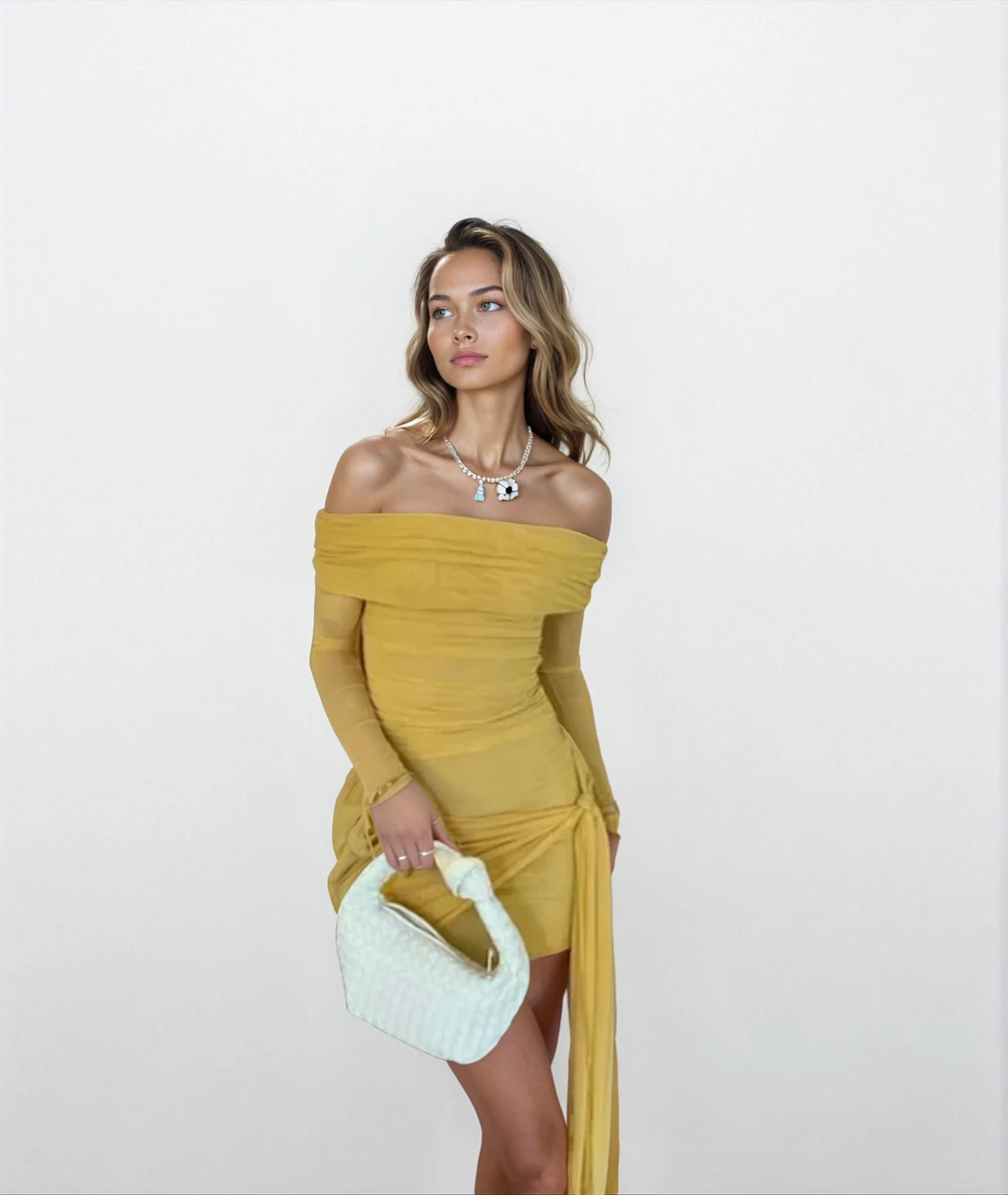 BENNI YASMIN OFF SHOULDER MINI
